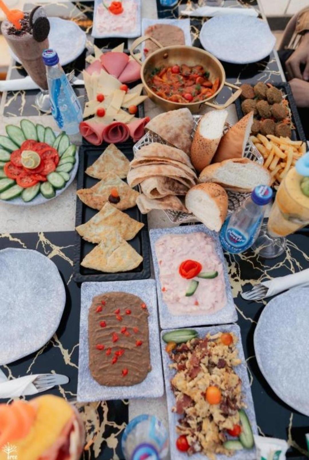 Middle East Pyramids Hotel Kafrat al Jabal Экстерьер фото